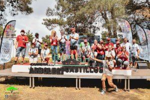 Club Castell de Serra, en absoluta femenina, y Edeta masculí, en absoluta masculina, se coronan en la Carrera de los Árboles y Castillos - (foto 6)