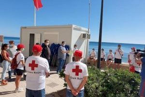 Sueca amplía el horario de los servicios de socorrismo en sus playas