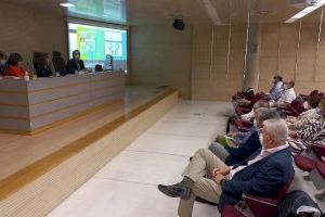 13 playas de la Vila Joiosa cuentan desde hoy con banderas de “Playas sin Humo”