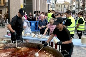 Paco Candela lidera la última noche de Santa Quitèria en Almassora - (foto 2)