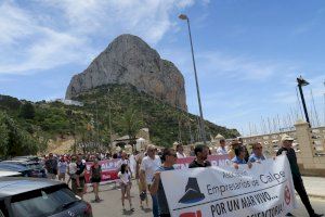 Calp se manifiesta contra la piscifactoría - (foto 2)