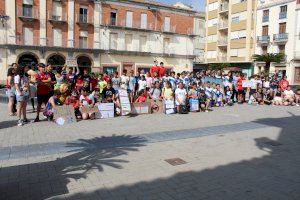 Els escolars de Nules donen visibilitat a la campanya 'Estima Nules, no és un cendrer' - (foto 2)
