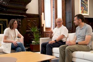 Elx y València coordinan políticas verdes para liderar la respuesta a la emergencia climática Elx y València coordinan políticas verdes para liderar la respuesta a la emergencia climática