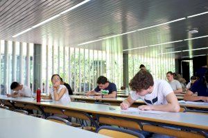 Las dos constituciones españolas caen en el examen de Historia de España de las Pruebas de Acceso a la Universidad - (foto 3)