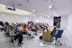 Éxito de la I Jornada de prevención del suicidio en Gandia - (foto 4)