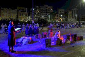 Paiporta estrena su festival de arte en la calle con una gran acogida por parte de la población de la localidad - (foto 2) Paiporta estrena su festival de arte en la calle con una gran acogida por parte de la población de la localidad - (foto 2)