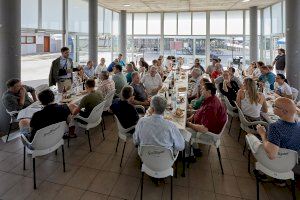 El director general Jaime Peris visita Gandia dentro de la campaña ‘L’oportunitat està ací’ en un acto con José Manuel Prieto - (foto 3)