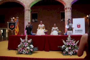 Vera Martínez i Carolina Sanchis Mengod són proclamades falleres majors d'Alaquàs per a l'any 2023 - (foto 2) Vera Martínez i Carolina Sanchis Mengod són proclamades falleres majors d'Alaquàs per a l'any 2023 - (foto 2)