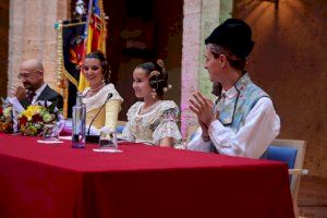 Vera Martínez i Carolina Sanchis Mengod són proclamades falleres majors d'Alaquàs per a l'any 2023 - (foto 5) Vera Martínez i Carolina Sanchis Mengod són proclamades falleres majors d'Alaquàs per a l'any 2023 - (foto 5)