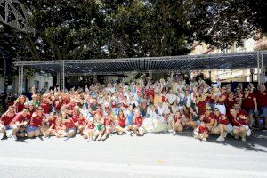 Barcala se suma al júbilo de la hoguera Florida-Portazgo que recoge 22 banderines durante la Entrega de Premios - (foto 9) Barcala se suma al júbilo de la hoguera Florida-Portazgo que recoge 22 banderines durante la Entrega de Premios - (foto 9)