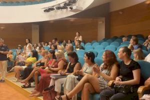 Entregados los diplomas a los 120 ucranianos que han realizado los cursos de español organizados por el Ayuntamiento de Torrevieja