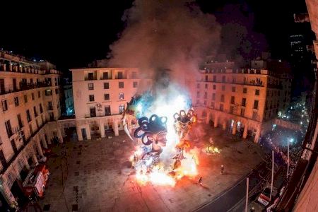 Fogueres 2022: Alacant celebra el dia gran de Sant Joan