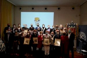 Los premios Lonja de la Falla Doctor Collado reconocen la labor de la Asociación Valenciana de Parálisis Cerebral en su 50 aniversario Los premios Lonja de la Falla Doctor Collado reconocen la labor de la Asociación Valenciana de Parálisis Cerebral en su 50 aniversario