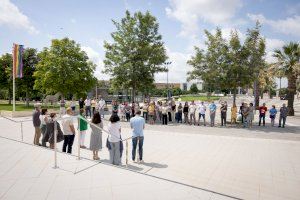Concentración silenciosa en la UJI por una nueva víctima de la violencia machista en la Comunidad Valenciana - (foto 3) Concentración silenciosa en la UJI por una nueva víctima de la violencia machista en la Comunidad Valenciana - (foto 3)
