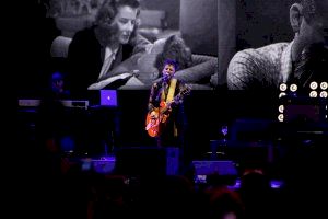 Melendi y Coque Malla llenan con 16.000 espectadores la segunda jornada del Mar de Sons - (foto 3)