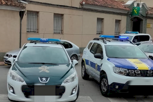 La Policía Local de Callosa detiene a 3 personas por intento de robo y agresión La Policía Local de Callosa detiene a 3 personas por intento de robo y agresión