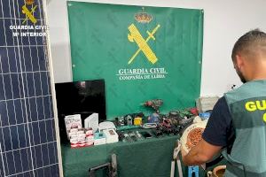 Detenido el autor de varios robos de material agrícola en Godelleta y Turís - (foto 2) Detenido el autor de varios robos de material agrícola en Godelleta y Turís - (foto 2)