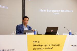 Marcos Ros: «La Nueva Bauhaus aporta una dimensión cultural a la transición medioambiental y pone el foco en las personas más necesitadas» Marcos Ros: «La Nueva Bauhaus aporta una dimensión cultural a la transición medioambiental y pone el foco en las personas más necesitadas»