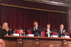 El Ayuntamiento de Elche nombrará ‘Hijo Predilecto de Elche’ al jurista ilicitano Tomás Salvador Vives Antón El Ayuntamiento de Elche nombrará ‘Hijo Predilecto de Elche’ al jurista ilicitano Tomás Salvador Vives Antón