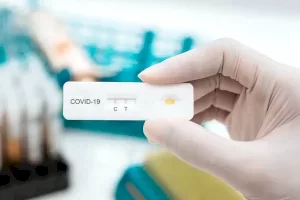 ¿Durante cuánto tiempo puedes contagiar el covid?