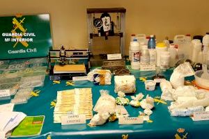 A presó dues dels responsables d'un laboratori de cocaïna a Paiporta