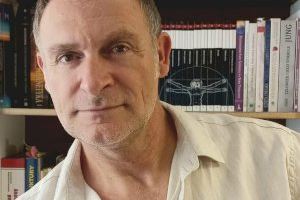 Juli Martínez Amorós i Gregori Royo Bello guanyen els premis Teodor Llorente 2022