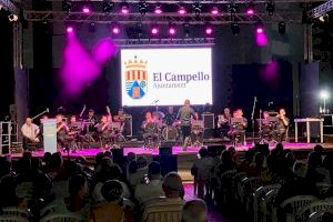 El concierto de la Colla Larraix se convierte en un aplaudido homenaje a las grandes figuras que pasaron por la sala de fiestas “Gallo Rojo” - (foto 2) El concierto de la Colla Larraix se convierte en un aplaudido homenaje a las grandes figuras que pasaron por la sala de fiestas “Gallo Rojo” - (foto 2)