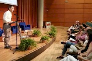 Economia i la Universitat de València organitzen la primera edició de l'Escola d'estiu de l'economia sostenible valenciana Economia i la Universitat de València organitzen la primera edició de l'Escola d'estiu de l'economia sostenible valenciana