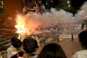 La Cremà de Sant Vicente del Raspeig ilumina el final de las Fogueres de Sant Vicent - (foto 8)