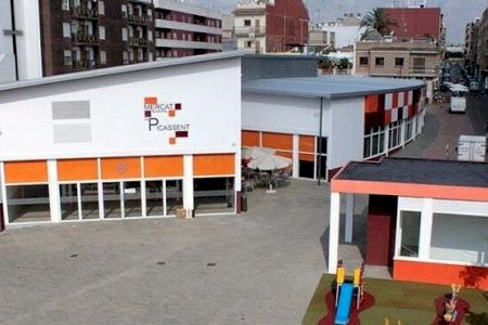 Picassent rebaja en un 80 % el canon del mercado municipal y licita de nuevo las 21 paradas