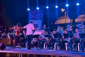 “Lírica Big Band” va ser l'encarregat de tancar la  XIV edició de l’Ontijazz amb un concert excepcional i la presentació del seu nou disc - (foto 4)