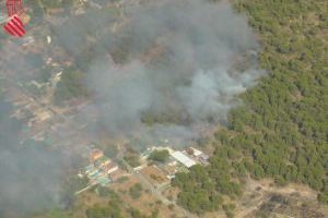 Es declara un incendi forestal en Albalat de Tarongers - (foto 2)