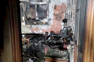 Un incendio calcina parte de una vivienda en Almàssera Un incendio calcina parte de una vivienda en Almàssera