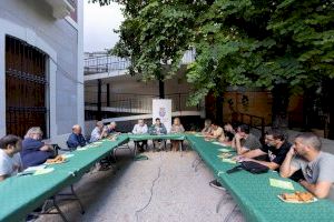 Gandia posa en marxa la mesura pionera del ‘Xec escolar-cultural’ amb una ajuda de 30 euros a cada alumne de Primària i ESO - (foto 2) Gandia posa en marxa la mesura pionera del ‘Xec escolar-cultural’ amb una ajuda de 30 euros a cada alumne de Primària i ESO - (foto 2)