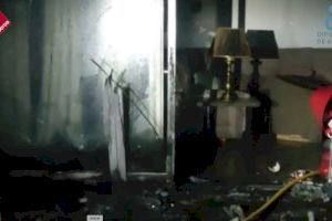 Un incendi en una zona arbòria de Sant Vicent del Raspeig afecta a un xalet