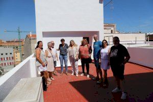 Podem València y Pilar Lima escuchan de nuevo las reivindicaciones de los vecinos de Zaidía contra el macrohotel para Erasmus - (foto 2) Podem València y Pilar Lima escuchan de nuevo las reivindicaciones de los vecinos de Zaidía contra el macrohotel para Erasmus - (foto 2)