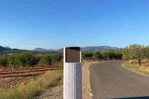 La Plana de l’Arc estrena tres nuevos miliarios con plástico de tapones reciclados dentro de su museo en vivo de la Vía Augusta La Plana de l’Arc estrena tres nuevos miliarios con plástico de tapones reciclados dentro de su museo en vivo de la Vía Augusta
