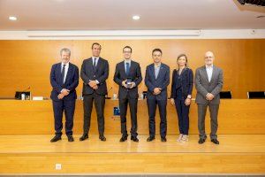 El ingeniero en Tecnologías Industriales de la UJI Jorge Alcañiz recibe el VI Premio Acerinox - (foto 2)