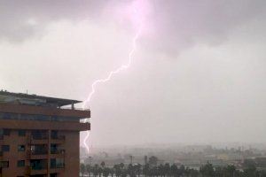 L'AEMET reactiva l'avís groc per tempestes per a aquest dijous L'AEMET reactiva l'avís groc per tempestes per a aquest dijous