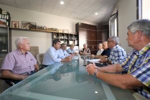 Mazón reivindica la calidad de los aceites de la montaña y aboga por consumir productos de la provincia