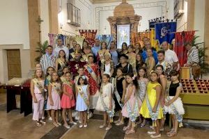 La Asociación Cultural de Moros i Cristians de Peñíscola celebra la misa de presentación de Estandartes - (foto 2)
