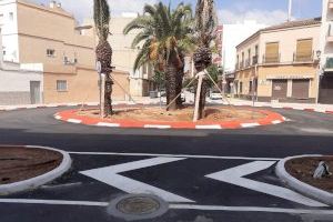 Abierta la nueva rotonda de Alcàsser que pacificará el tráfico por el casco urbano - (foto 4) Abierta la nueva rotonda de Alcàsser que pacificará el tráfico por el casco urbano - (foto 4)