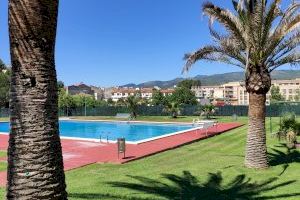 Les Coves de Vinromà cierra la temporada de piscina con una alta afluencia de público al rozar las 1.300 entradas