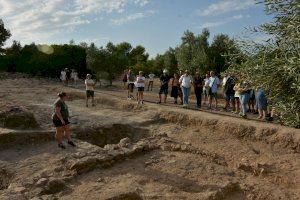 Riba-roja descubre restos de un gran pozo de agua en el yacimiento visigodo de València la Vella - (foto 6)