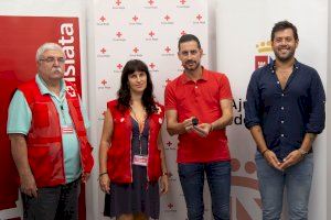 Mislata presenta un dispositivo de geolocalización para personas con Alzheimer