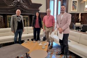 Ribó insiste en que la prueba sobre la jornada laboral de 4 días “es interesante para nuestra ciudad”