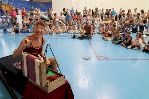 Benicàssim encara el ecuador de las fiestas con animación infantil, música y actos taurinos - (foto 5) Benicàssim encara el ecuador de las fiestas con animación infantil, música y actos taurinos - (foto 5)