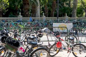 Més de 400 escolars participen en la macrobicicletada de la Setmana de la Mobilitat