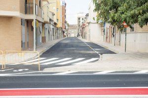 Almussafes ultima las obras de construcción del colector de la calle Santa Creu - (foto 3)