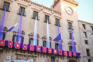 Alicante pide a FCC-PreZero una fianza de 14,7 millones de euros para adjudicarle la contrata de limpieza viaria y recogida de residuos - (foto 2) Alicante pide a FCC-PreZero una fianza de 14,7 millones de euros para adjudicarle la contrata de limpieza viaria y recogida de residuos - (foto 2)